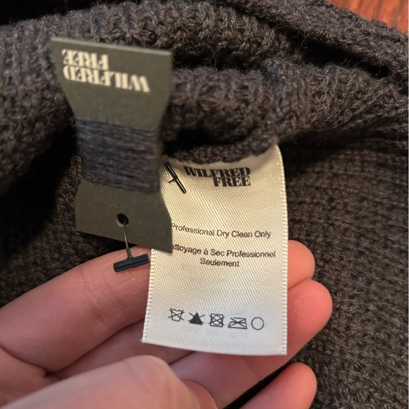 BNWOT Wilfred Free Aritzia Grey Waffle texture Wool turtleneck Sweater Dress XS - Picture 4 of 8